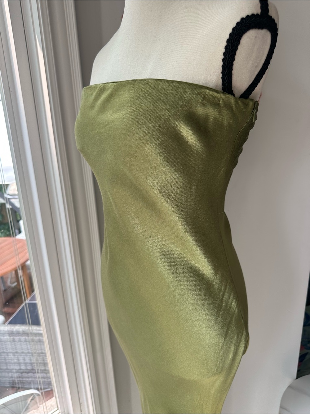 SNDYS. x REVOLVE Chartreuse Green Strapless Satin Column Shift Sheath Dress Sz 6 - Picture 6 of 11